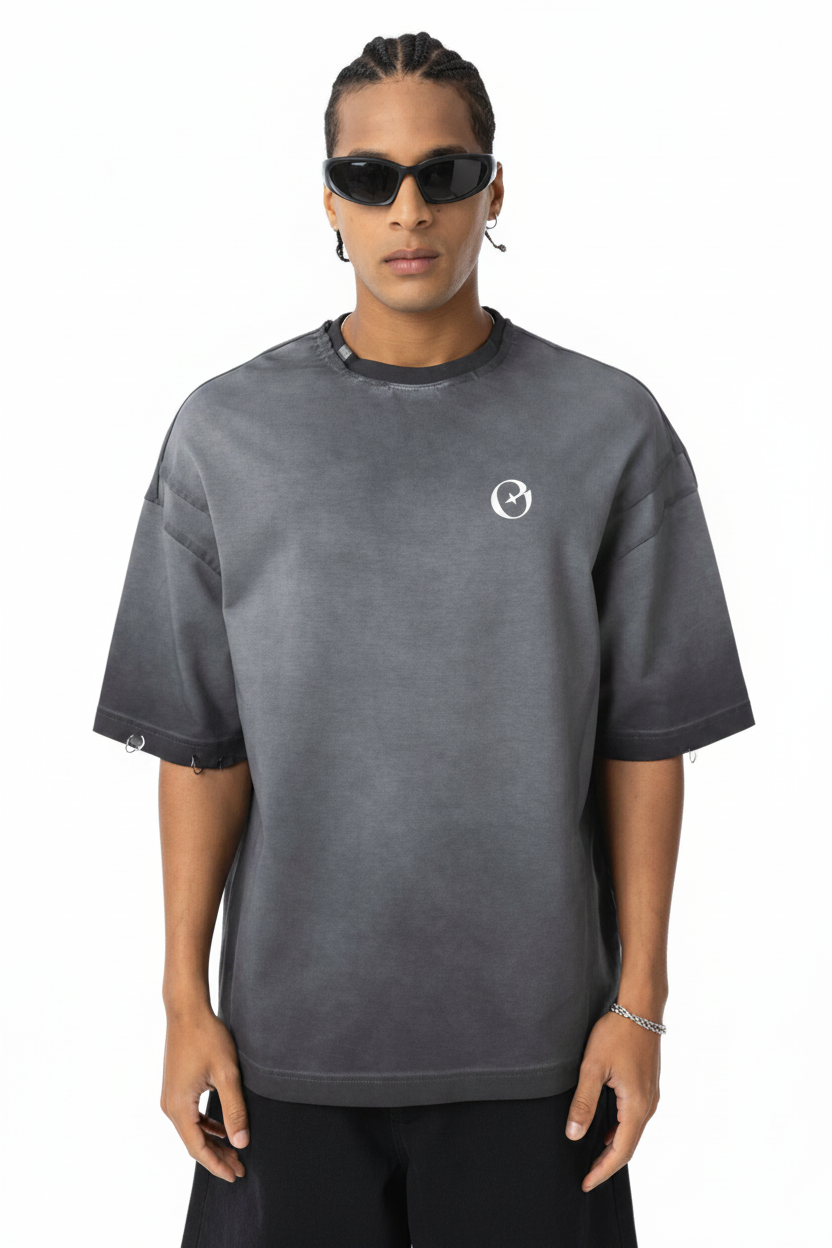 Gray - Sfondo Bianco
